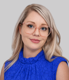 Stephany Headshot